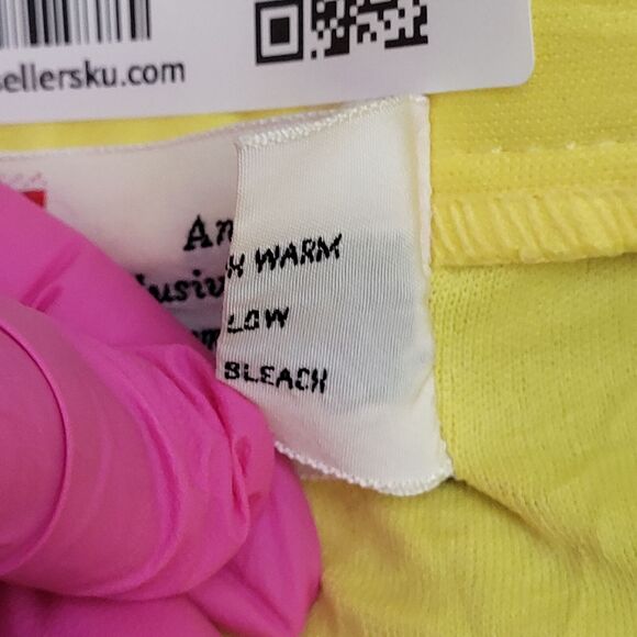 Vintage 70s MOD Polo Shirt Womens Medium 18x24 Yellow - Picture 8 of 11